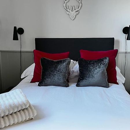 The Old School House Retreat Apartment Tibberton  Bagian luar foto