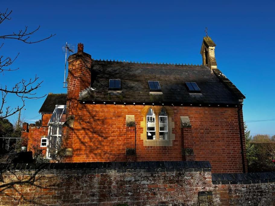 The Old School House Retreat Apartment Tibberton  Bagian luar foto