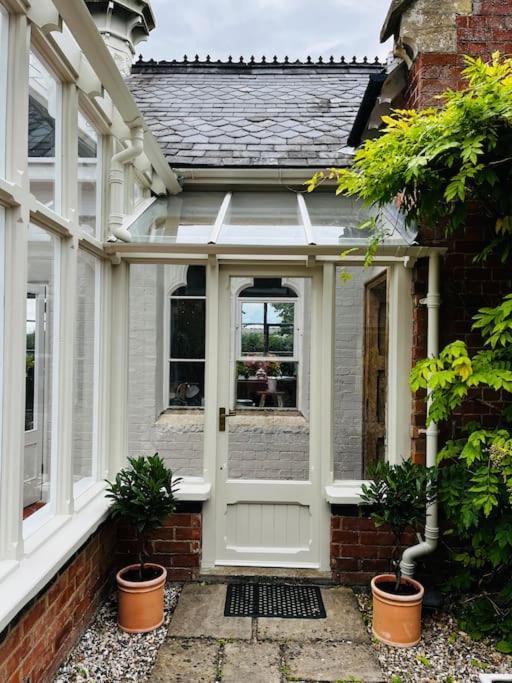 The Old School House Retreat Apartment Tibberton  Bagian luar foto