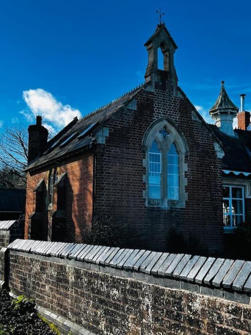 The Old School House Retreat Apartment Tibberton  Bagian luar foto