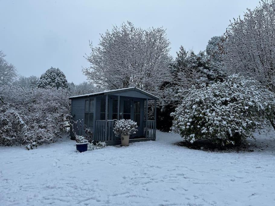 The Old School House Retreat Apartment Tibberton  Bagian luar foto